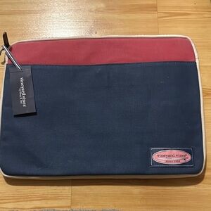 Vineyard Vines Blue and Pink Men's Bag